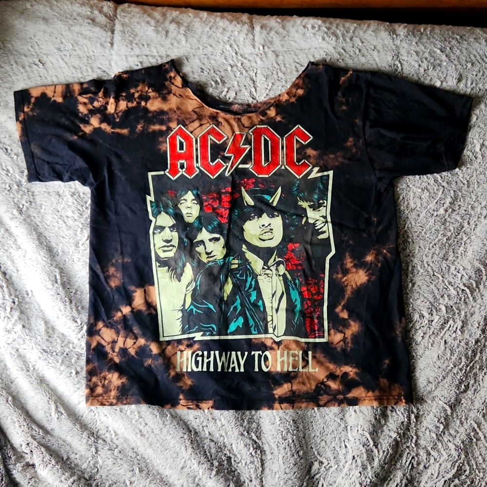 ACDCโ HIGHWAY TO HELL
